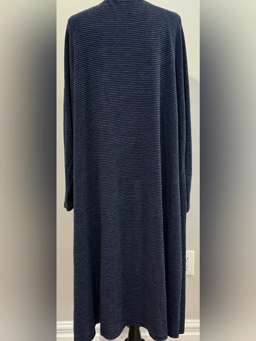 LuLaRoe XL Navy Striped Open-Front Long Cardigan Sweater w Pockets 189 - Picture 4 of 7